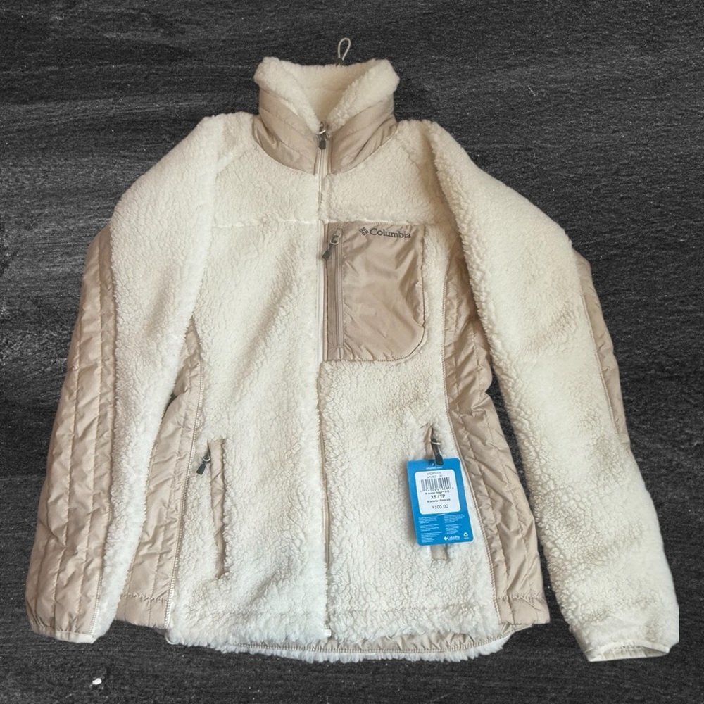 Columbia Women's Beige and White Ski Jacket